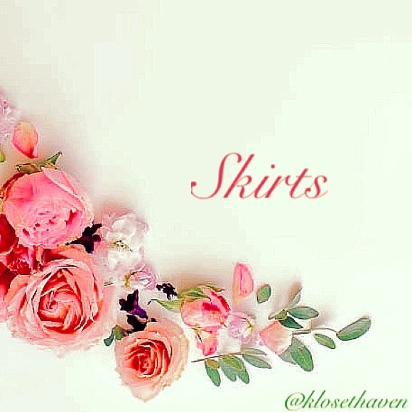 Skirts - Picture 1 of 2